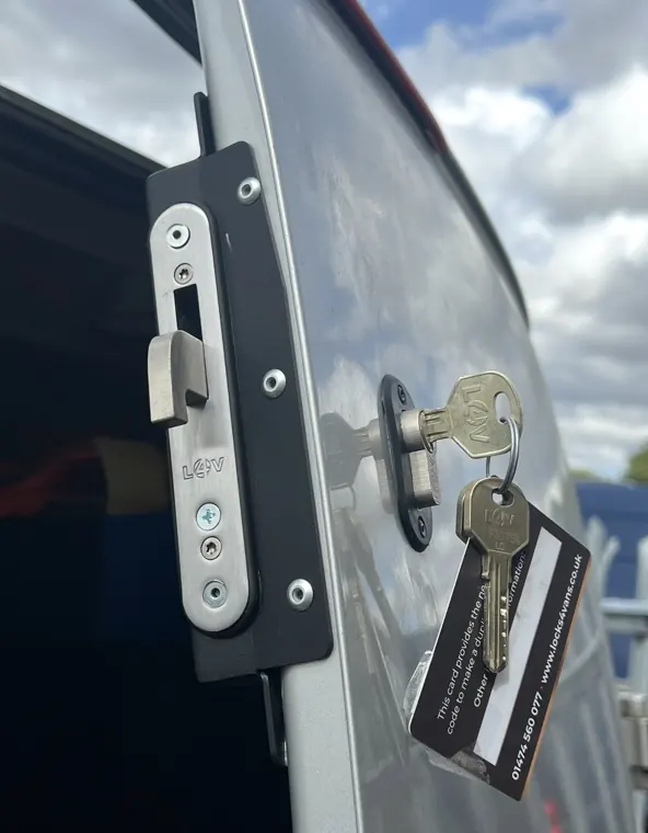 L4V hooklock fitted with security key to van door edge